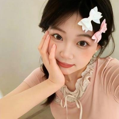 一个攞景的少年